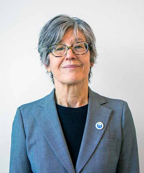 Portrait of Dr. Diane Eynon 